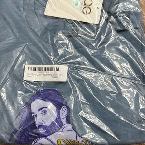 QE Queen of everything shirt small